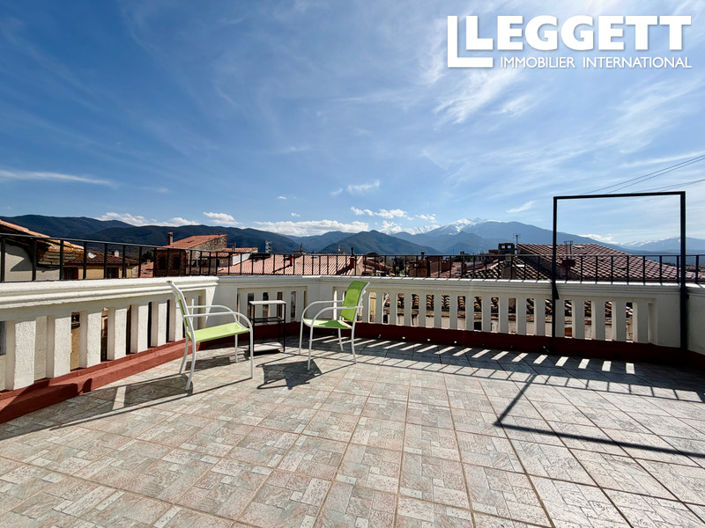 Image No.10-3 Bed House for sale