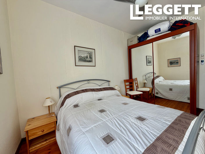 Image No.10-2 Bed House for sale