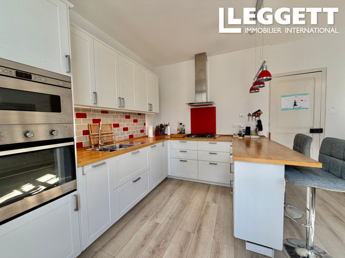 Image No.3-3 Bed House for sale