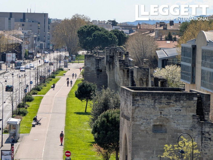 Image No.10-2 Bed Apartment for sale