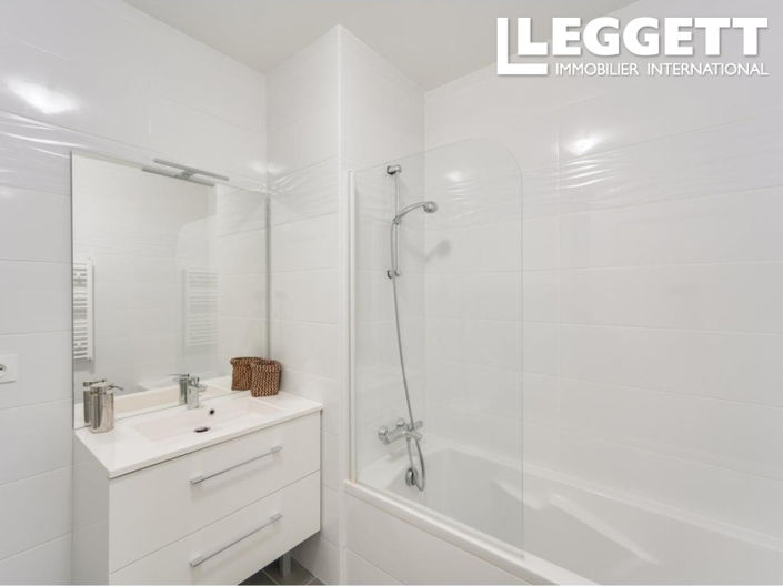 Image No.10-5 Bed Apartment for sale