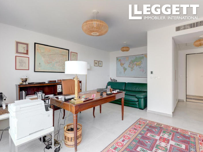 Image No.6-5 Bed Apartment for sale