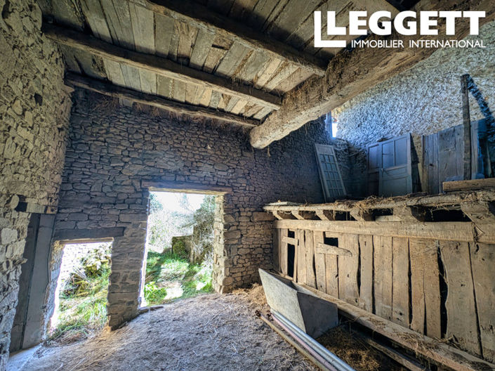 Image No.8-2 Bed House for sale