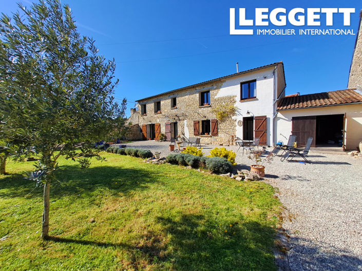 Image No.2-4 Bed House for sale