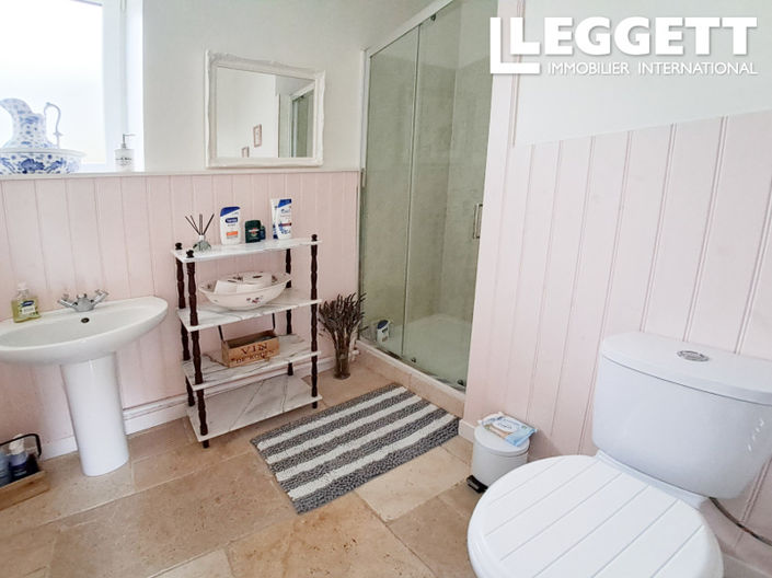 Image No.6-4 Bed House for sale