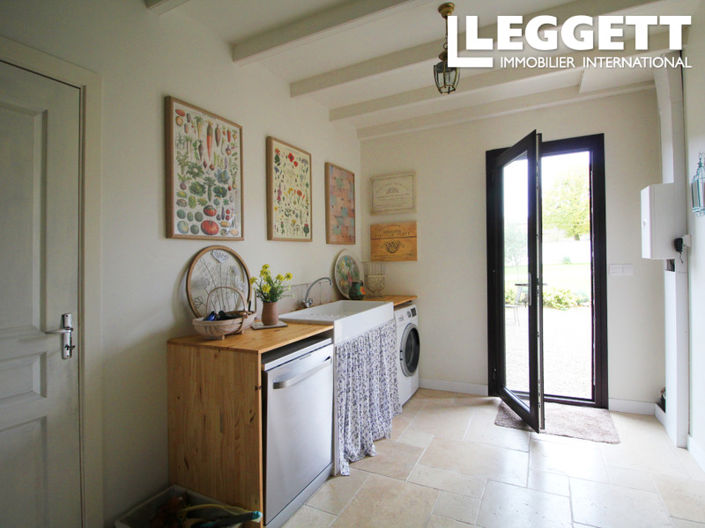 Image No.7-4 Bed House for sale