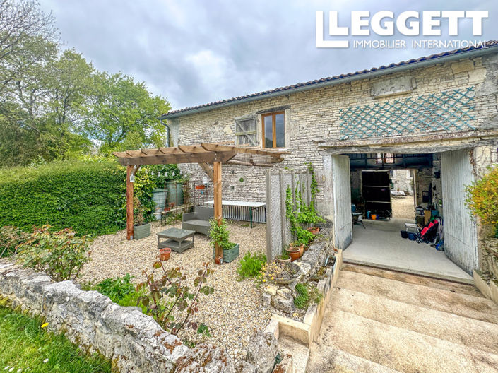 Image No.6-5 Bed House for sale