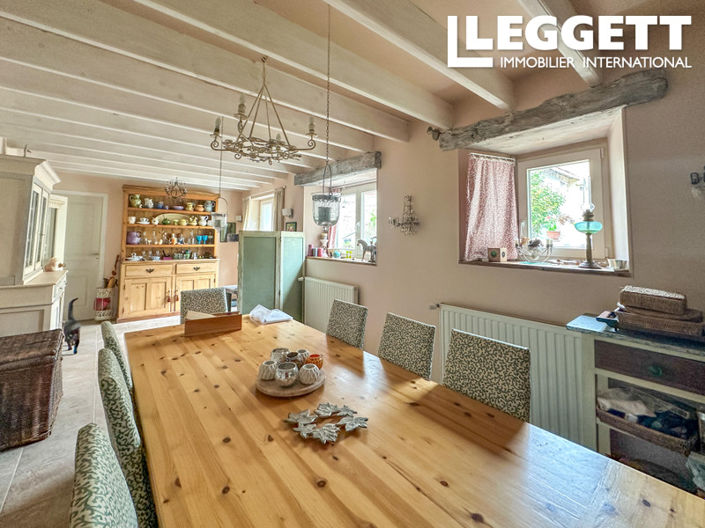 Image No.8-5 Bed House for sale