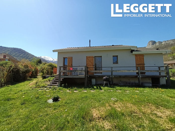 Image No.10-3 Bed House for sale