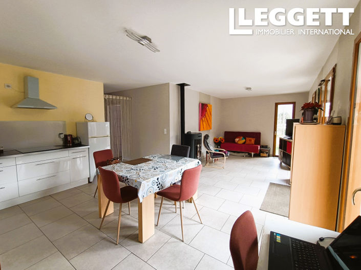 Image No.3-3 Bed House for sale