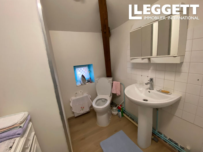 Image No.9-3 Bed House for sale