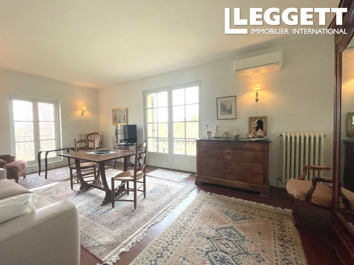 Image No.10-6 Bed House for sale