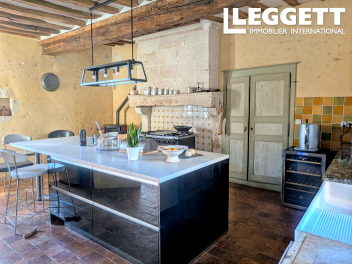 Image No.3-6 Bed House for sale