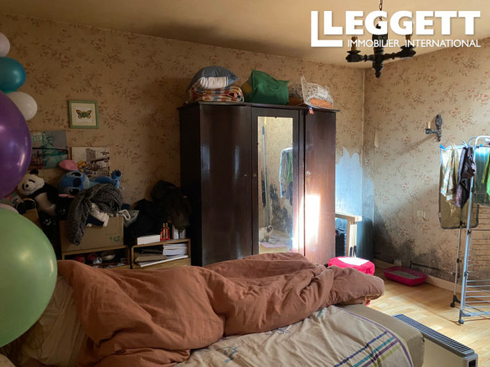 Image No.6-2 Bed House for sale