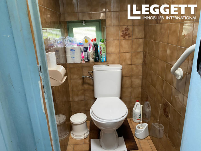 Image No.8-2 Bed House for sale