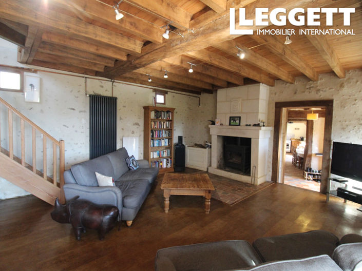 Image No.2-Maison de 5 chambres à vendre à Charnizay