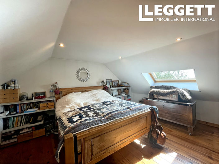 Image No.8-2 Bed House for sale