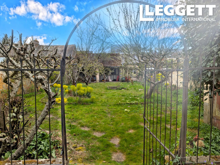 Image No.10-6 Bed House for sale