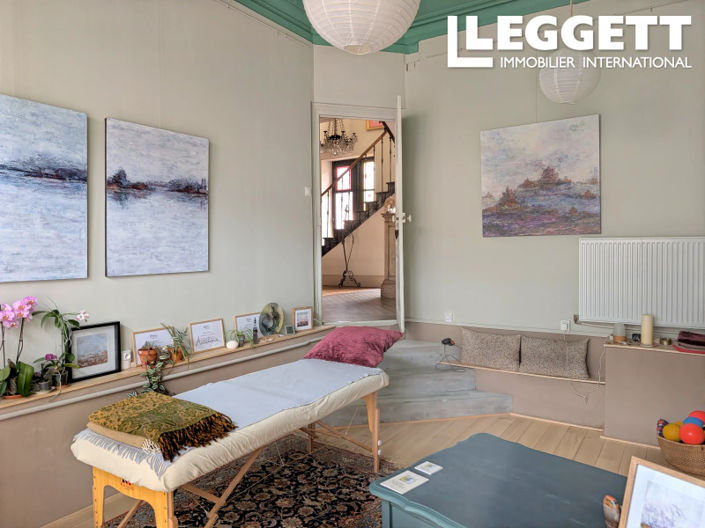 Image No.5-6 Bed House for sale