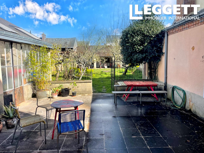 Image No.9-6 Bed House for sale