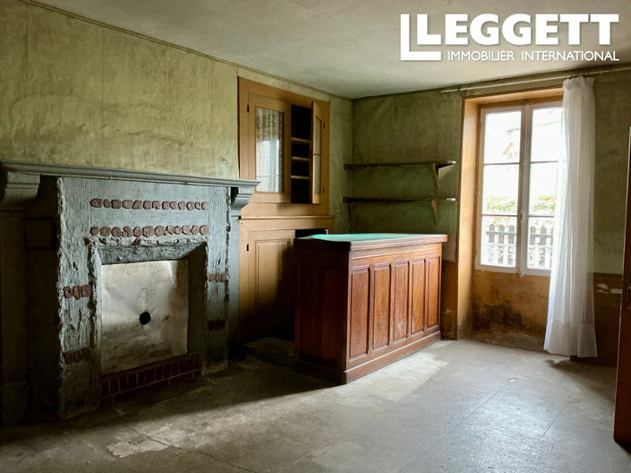 Image No.6-4 Bed House for sale