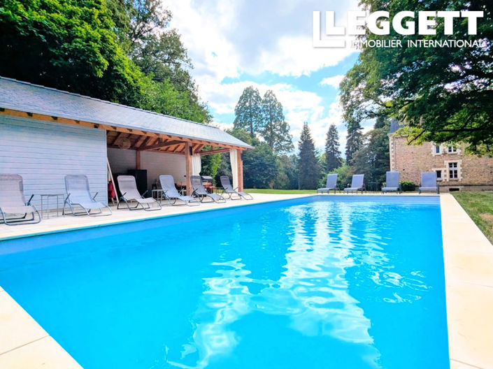 Image No.10-12 Bed Chateaux for sale