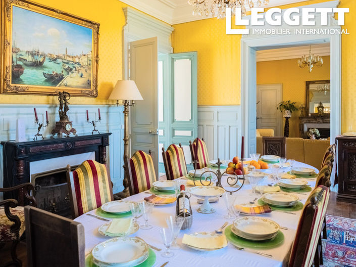 Image No.4-12 Bed Chateaux for sale