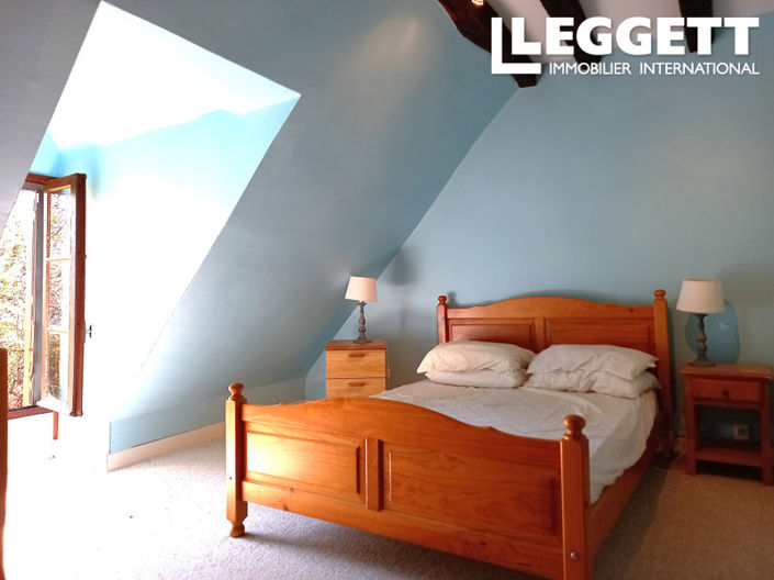 Image No.5-5 Bed House for sale