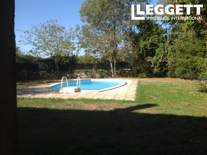 Image No.7-5 Bed House for sale