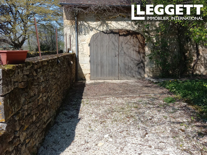 Image No.8-5 Bed House for sale