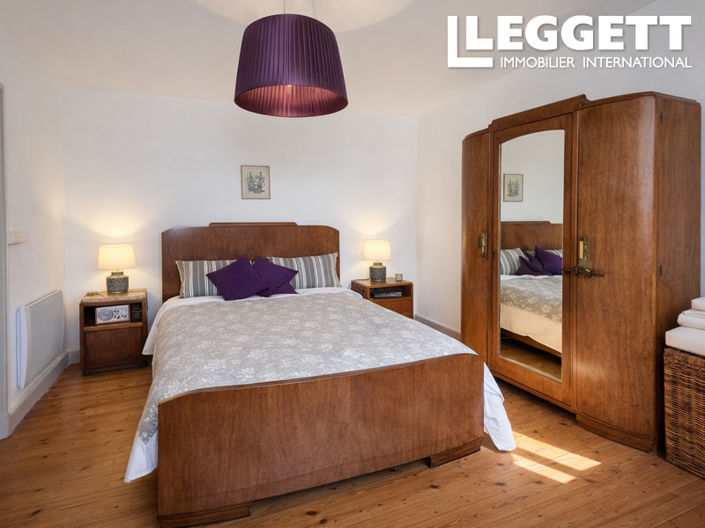 Image No.9-2 Bed House for sale