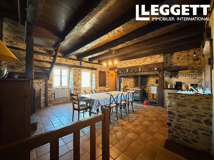 Image No.7-3 Bed House for sale