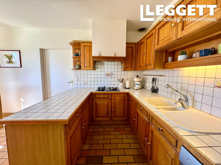 Image No.7-4 Bed House for sale