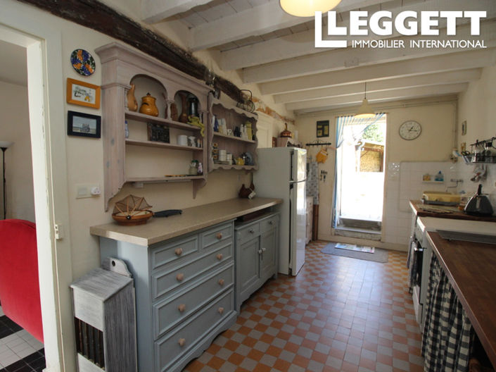 Image No.2-4 Bed House for sale