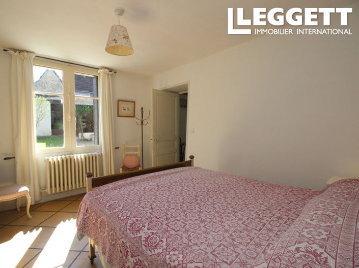 Image No.8-4 Bed House for sale