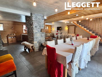 ahr0chm6ly9jzg4uagvzdglhlmltbw8vaw1hz2uvvevom