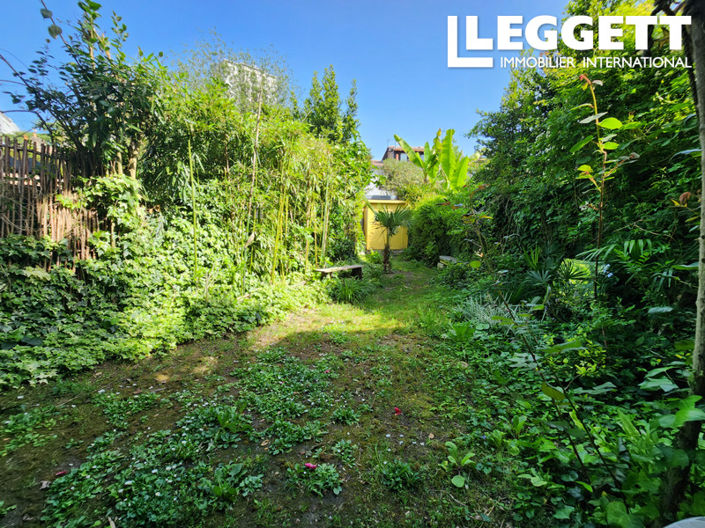 Image No.2-4 Bed House for sale