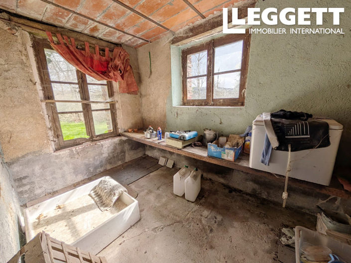 Image No.10-2 Bed House for sale