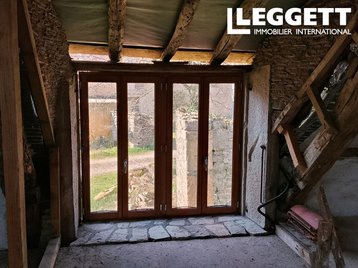 Image No.4-2 Bed House for sale