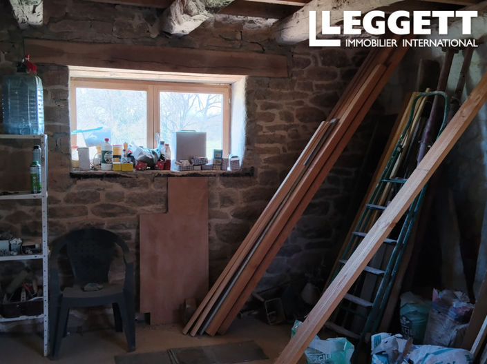 Image No.5-2 Bed House for sale