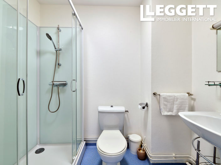 Image No.6-Apartment for sale