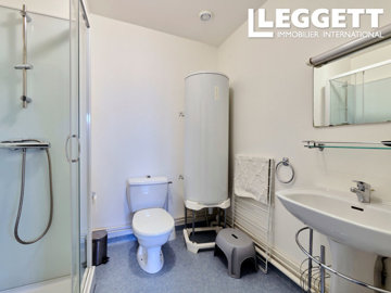 ahr0chm6ly9jzg4uagvzdglhlmltbw8vaw1hz2uvvevom