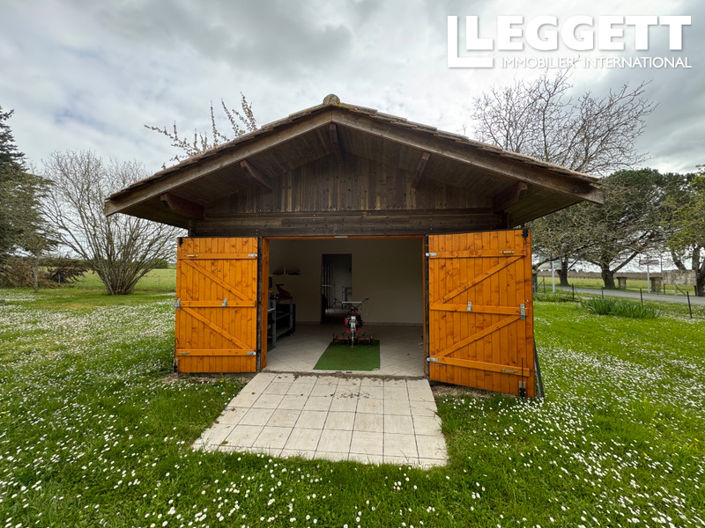 Image No.10-3 Bed House for sale