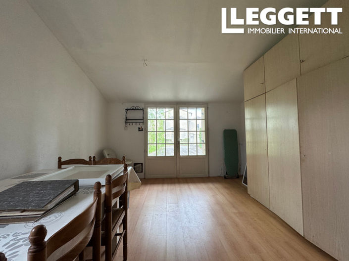 Image No.8-3 Bed House for sale