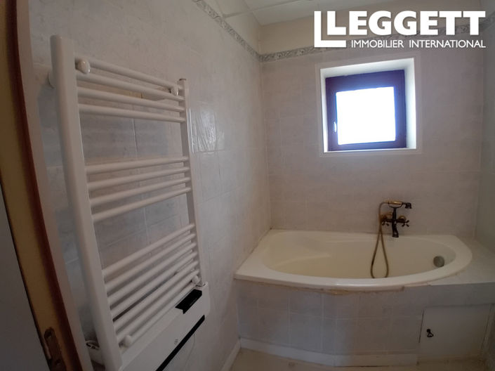 Image No.10-Maison de 2 chambres à vendre à Deux-Sevres