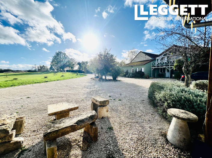 Image No.9-Maison de 6 chambres à vendre à Saint-Pierre-le-Moûtier