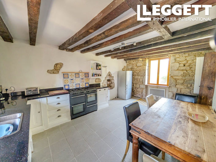 Image No.8-4 Bed House for sale