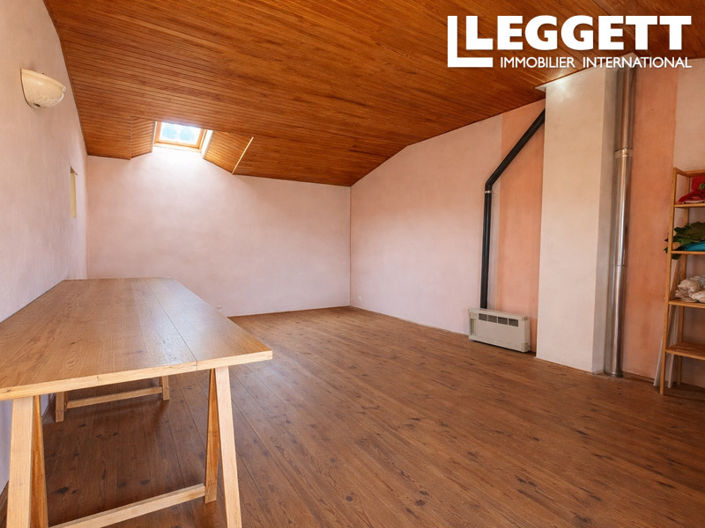 Image No.9-4 Bed House for sale