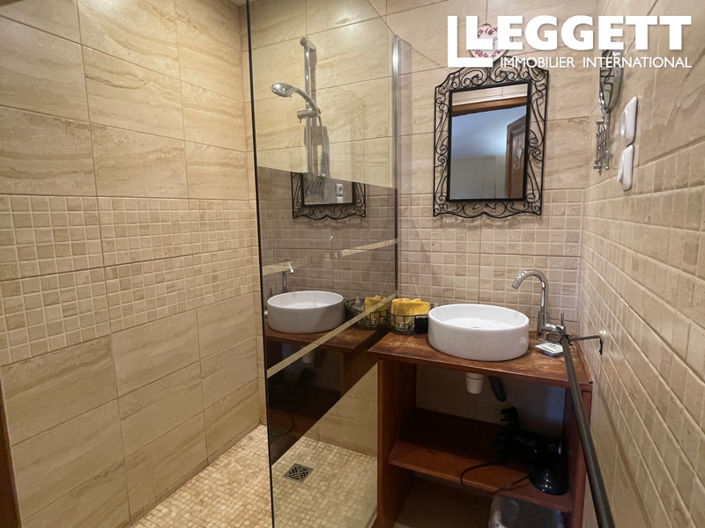 Image No.5-Maison de 7 chambres à vendre à Saint-Frichoux