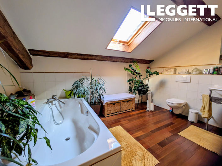 Image No.5-5 Bed House for sale